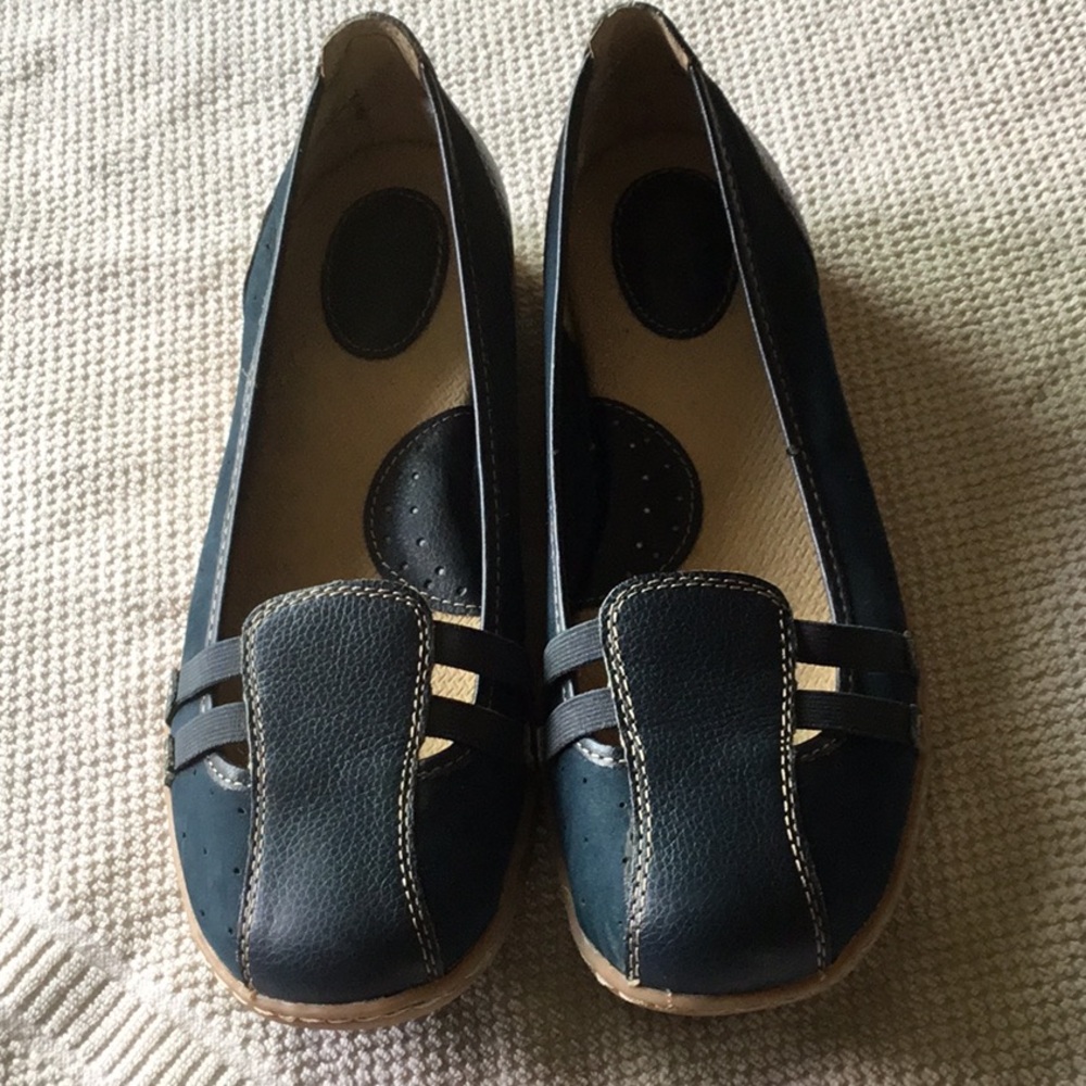 Stylish b.o.c NavyLeather Flats